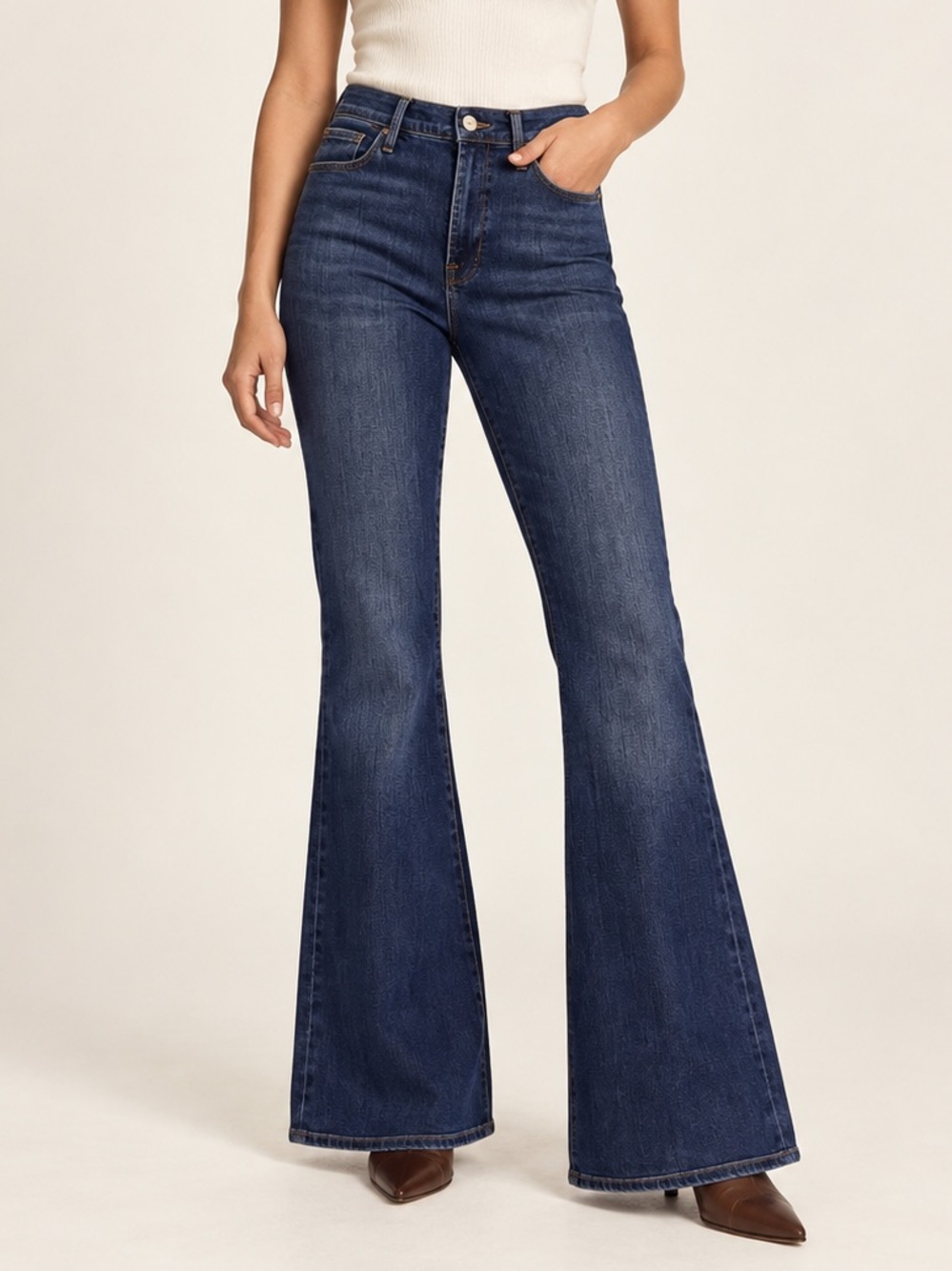 FRAME Le High Flare Jeans in Dark Indigo (Size 32)